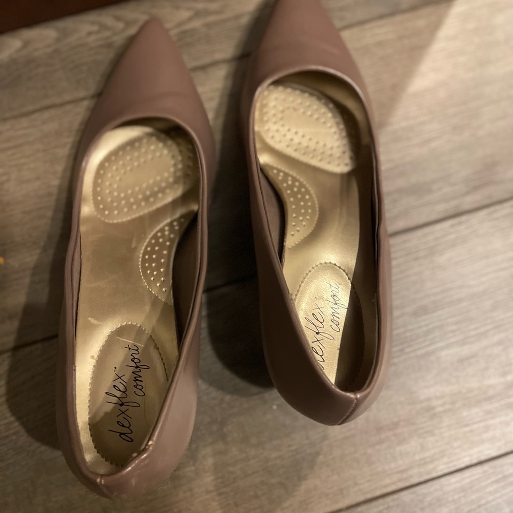 Women’s Classic Low Heels Dress Pumps Pointed Toe office